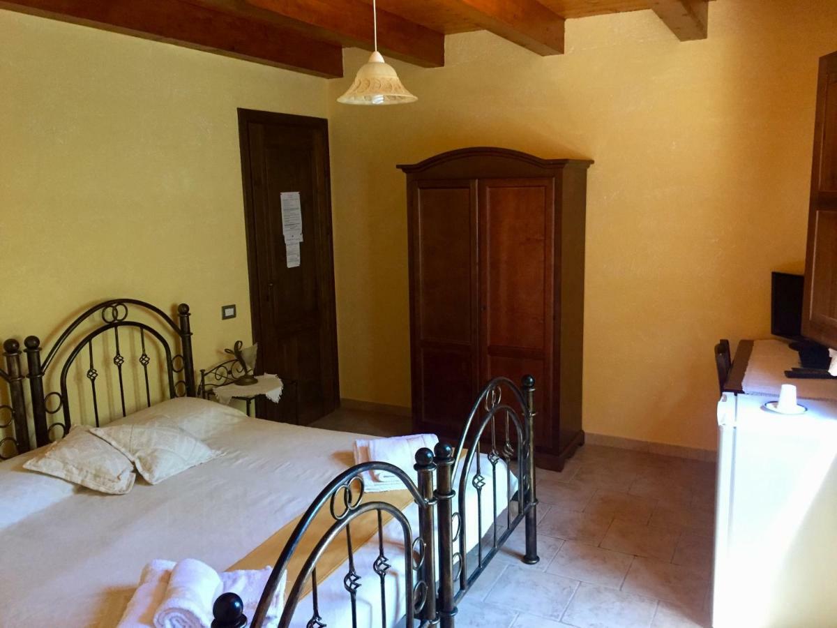 San Priamo 卡鲁比旅馆旅馆 外观 照片
